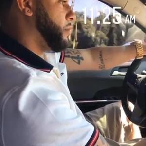 Meet your Posher, Beezy